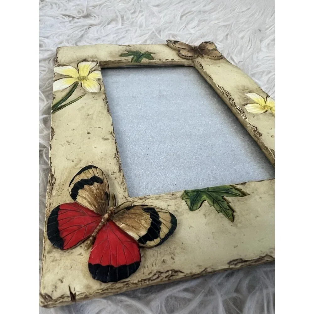 Vintage Multicolor 3D Butterfly Floral 4 x 6 Cottagecore Resin Picture Frame